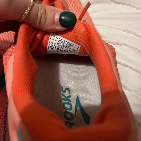 Brooks Adrenaline Running Shoes - Picture 4 of 4